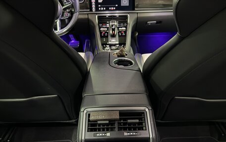 Porsche Panamera II рестайлинг, 2020 год, 14 000 000 рублей, 11 фотография