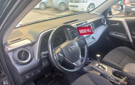 Toyota RAV4, 2017 год, 2 950 000 рублей, 11 фотография