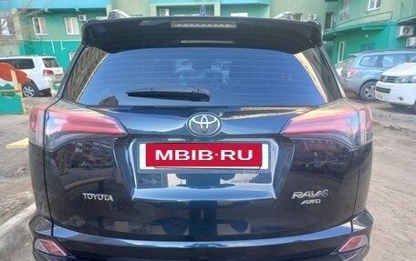 Toyota RAV4, 2017 год, 2 950 000 рублей, 6 фотография