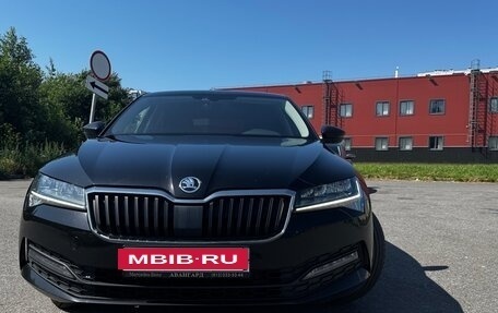 Skoda Superb III рестайлинг, 2020 год, 2 300 000 рублей, 4 фотография