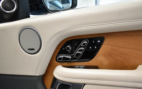 Land Rover Range Rover IV рестайлинг, 2020 год, 10 950 000 рублей, 14 фотография