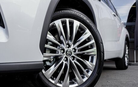 Toyota Highlander, 2024 год, 4 690 000 рублей, 11 фотография