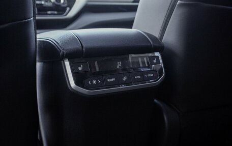 Toyota Highlander, 2024 год, 4 690 000 рублей, 35 фотография