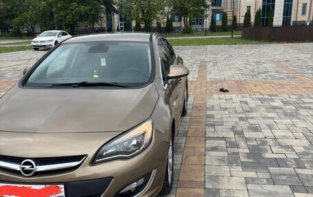 Opel Astra J, 2013 год, 760 000 рублей, 3 фотография