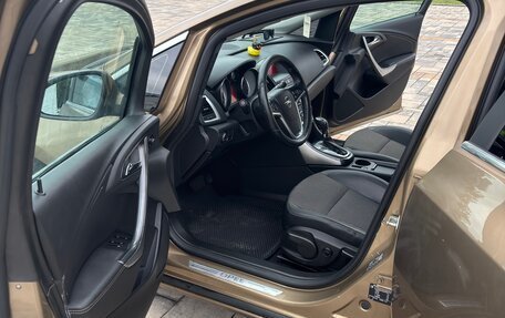 Opel Astra J, 2013 год, 760 000 рублей, 15 фотография