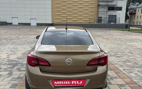 Opel Astra J, 2013 год, 760 000 рублей, 6 фотография