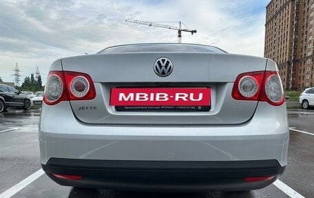 Volkswagen Jetta VI, 2010 год, 720 000 рублей, 6 фотография