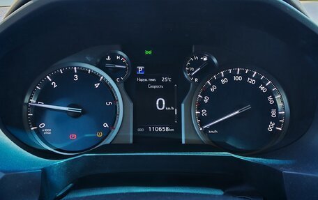 Toyota Land Cruiser Prado 150 рестайлинг 2, 2017 год, 4 550 000 рублей, 11 фотография