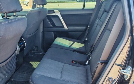 Toyota Land Cruiser Prado 150 рестайлинг 2, 2017 год, 4 550 000 рублей, 8 фотография