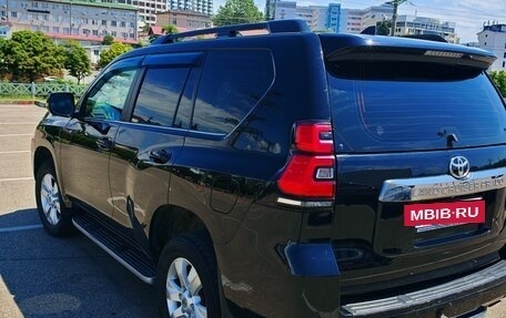 Toyota Land Cruiser Prado 150 рестайлинг 2, 2017 год, 4 550 000 рублей, 4 фотография