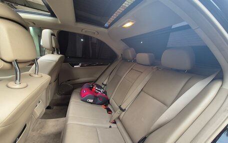 Mercedes-Benz C-Класс, 2011 год, 1 300 000 рублей, 20 фотография