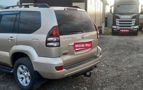 Toyota Land Cruiser Prado 120 рестайлинг, 2008 год, 2 300 000 рублей, 2 фотография