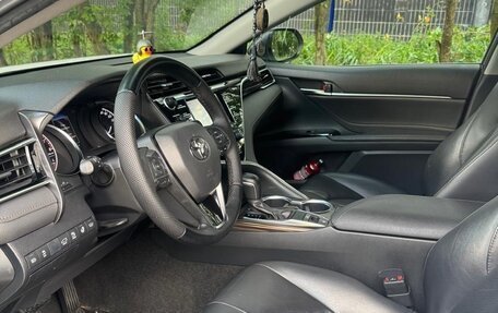 Toyota Camry, 2019 год, 2 500 000 рублей, 9 фотография