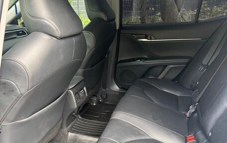 Toyota Camry, 2019 год, 2 500 000 рублей, 12 фотография