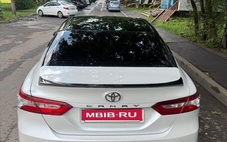 Toyota Camry, 2019 год, 2 500 000 рублей, 8 фотография