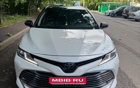 Toyota Camry, 2019 год, 2 500 000 рублей, 6 фотография