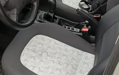 Skoda Fabia I, 2003 год, 290 000 рублей, 7 фотография