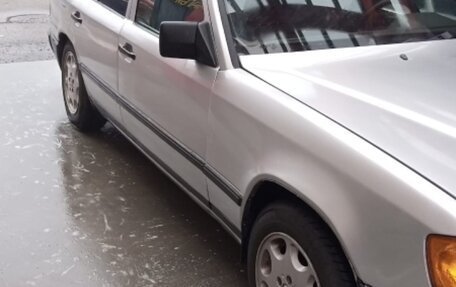 Mercedes-Benz W124, 1987 год, 510 000 рублей, 1 фотография
