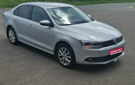 Volkswagen Jetta VI, 2013 год, 1 300 000 рублей, 1 фотография