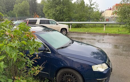 Volkswagen Passat B6, 2007 год, 350 000 рублей, 2 фотография