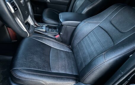 Toyota Land Cruiser Prado 150 рестайлинг 2, 2016 год, 4 100 000 рублей, 8 фотография