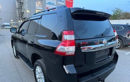 Toyota Land Cruiser Prado 150 рестайлинг 2, 2016 год, 4 100 000 рублей, 5 фотография