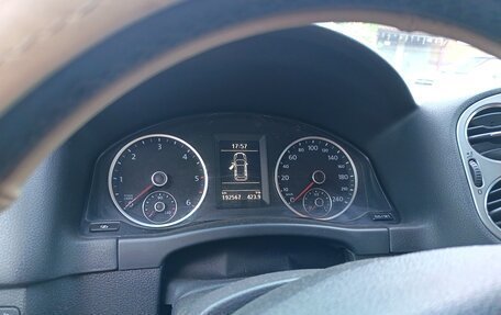 Volkswagen Tiguan I, 2010 год, 930 000 рублей, 14 фотография