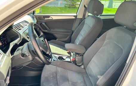 Volkswagen Tiguan II, 2018 год, 3 150 000 рублей, 10 фотография