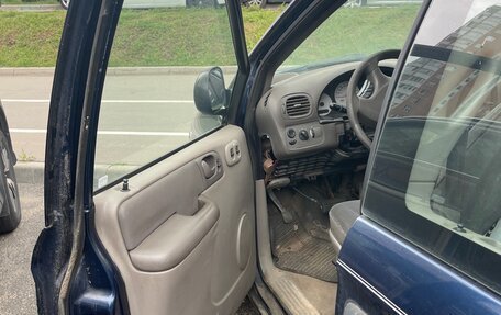 Dodge Caravan IV, 2002 год, 150 000 рублей, 6 фотография