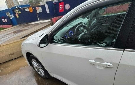 Toyota Camry, 2015 год, 1 400 000 рублей, 6 фотография