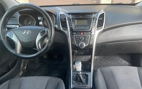 Hyundai i30 II рестайлинг, 2012 год, 950 000 рублей, 4 фотография