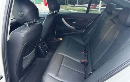 BMW 3 серия, 2015 год, 2 100 000 рублей, 17 фотография
