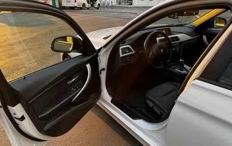 BMW 3 серия, 2015 год, 2 100 000 рублей, 12 фотография