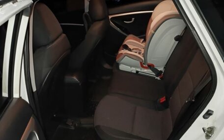 Hyundai i30 II рестайлинг, 2016 год, 600 000 рублей, 10 фотография