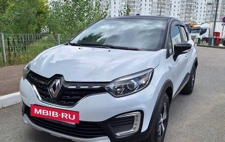 Renault Kaptur I рестайлинг, 2021 год, 1 600 000 рублей, 3 фотография