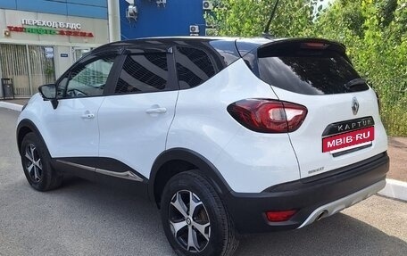 Renault Kaptur I рестайлинг, 2021 год, 1 600 000 рублей, 6 фотография