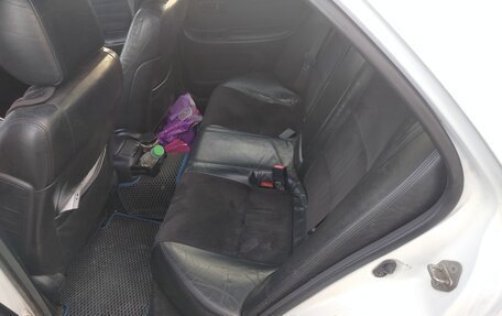 Toyota Altezza, 1999 год, 710 000 рублей, 3 фотография