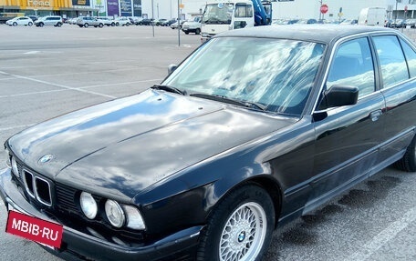 BMW 5 серия, 1990 год, 250 000 рублей, 3 фотография
