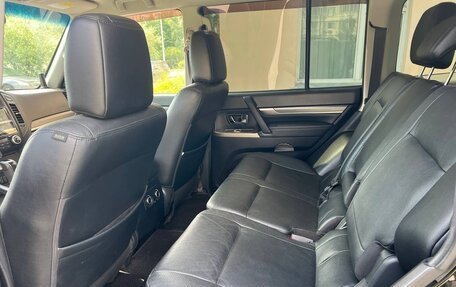 Mitsubishi Pajero IV, 2012 год, 2 150 000 рублей, 34 фотография
