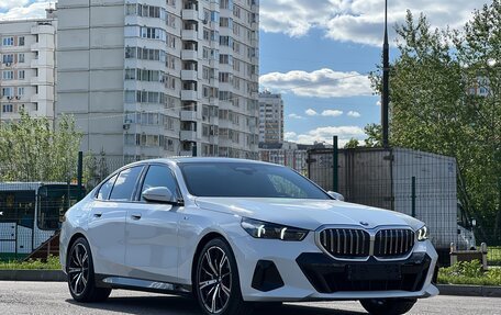 BMW 5 серия, 2024 год, 8 000 000 рублей, 5 фотография
