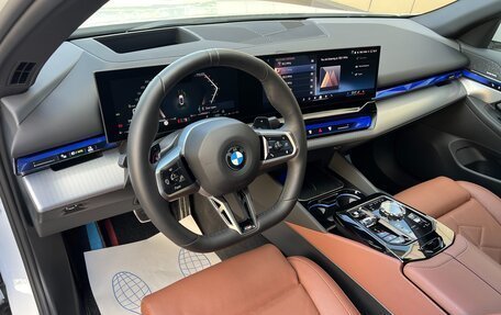 BMW 5 серия, 2024 год, 8 000 000 рублей, 17 фотография