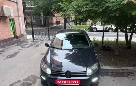 Volkswagen Golf VI, 2009 год, 600 000 рублей, 3 фотография
