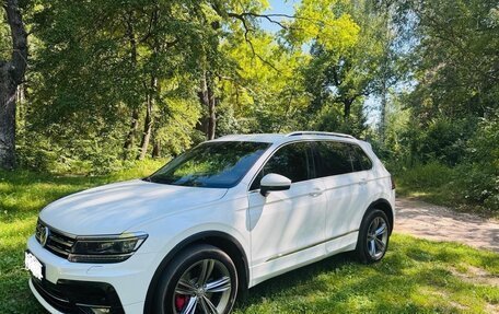 Volkswagen Tiguan II, 2018 год, 3 050 000 рублей, 7 фотография
