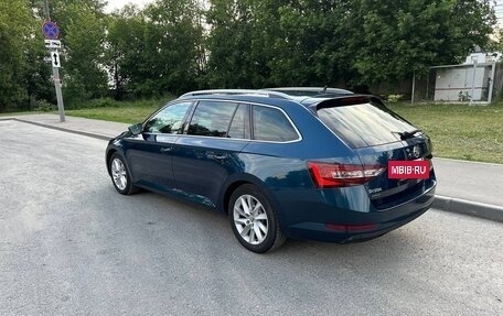 Skoda Superb III рестайлинг, 2017 год, 1 700 000 рублей, 5 фотография