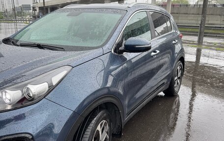 KIA Sportage IV рестайлинг, 2018 год, 2 050 000 рублей, 10 фотография