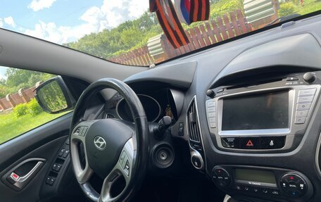 Hyundai ix35 I рестайлинг, 2013 год, 1 370 000 рублей, 3 фотография