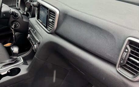KIA Sportage IV рестайлинг, 2018 год, 2 050 000 рублей, 20 фотография