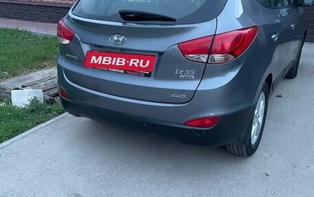 Hyundai ix35 I рестайлинг, 2013 год, 1 370 000 рублей, 2 фотография