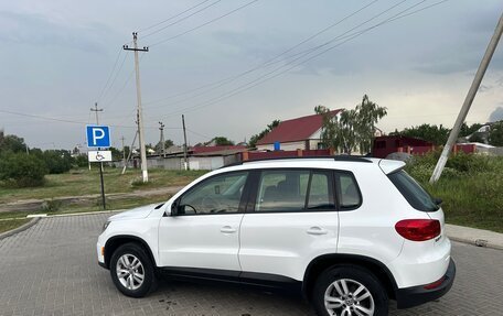 Volkswagen Tiguan I, 2015 год, 1 350 000 рублей, 3 фотография