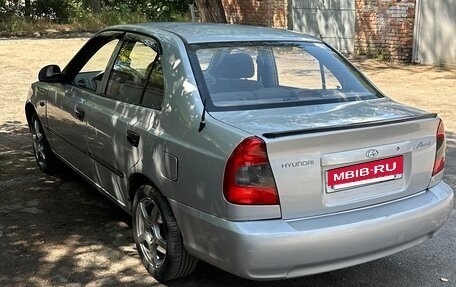 Hyundai Accent II, 2004 год, 285 000 рублей, 4 фотография